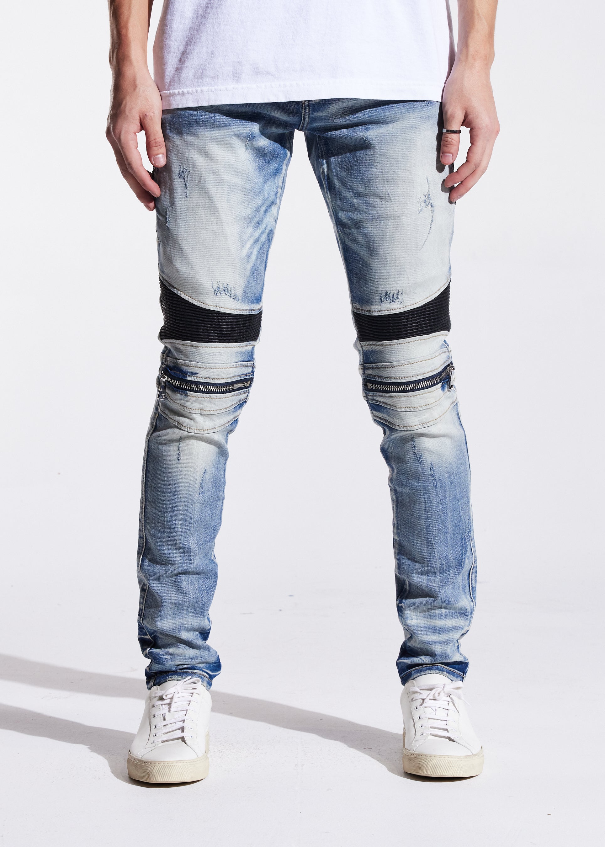 Light indigo sale moto jeans