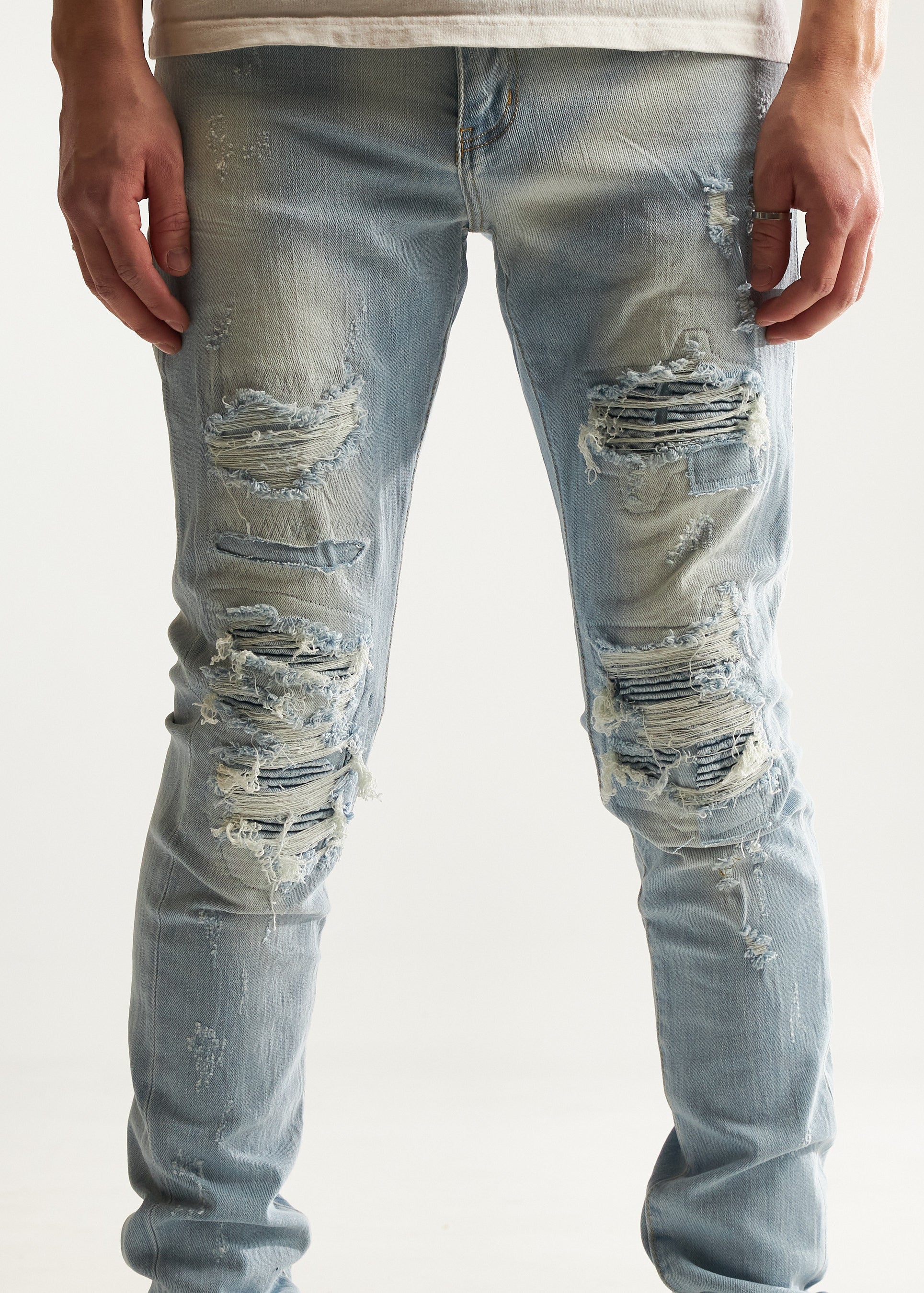 Distressed Rip & Repair Slim Tapered Denim Jeans - Lowell Blue –